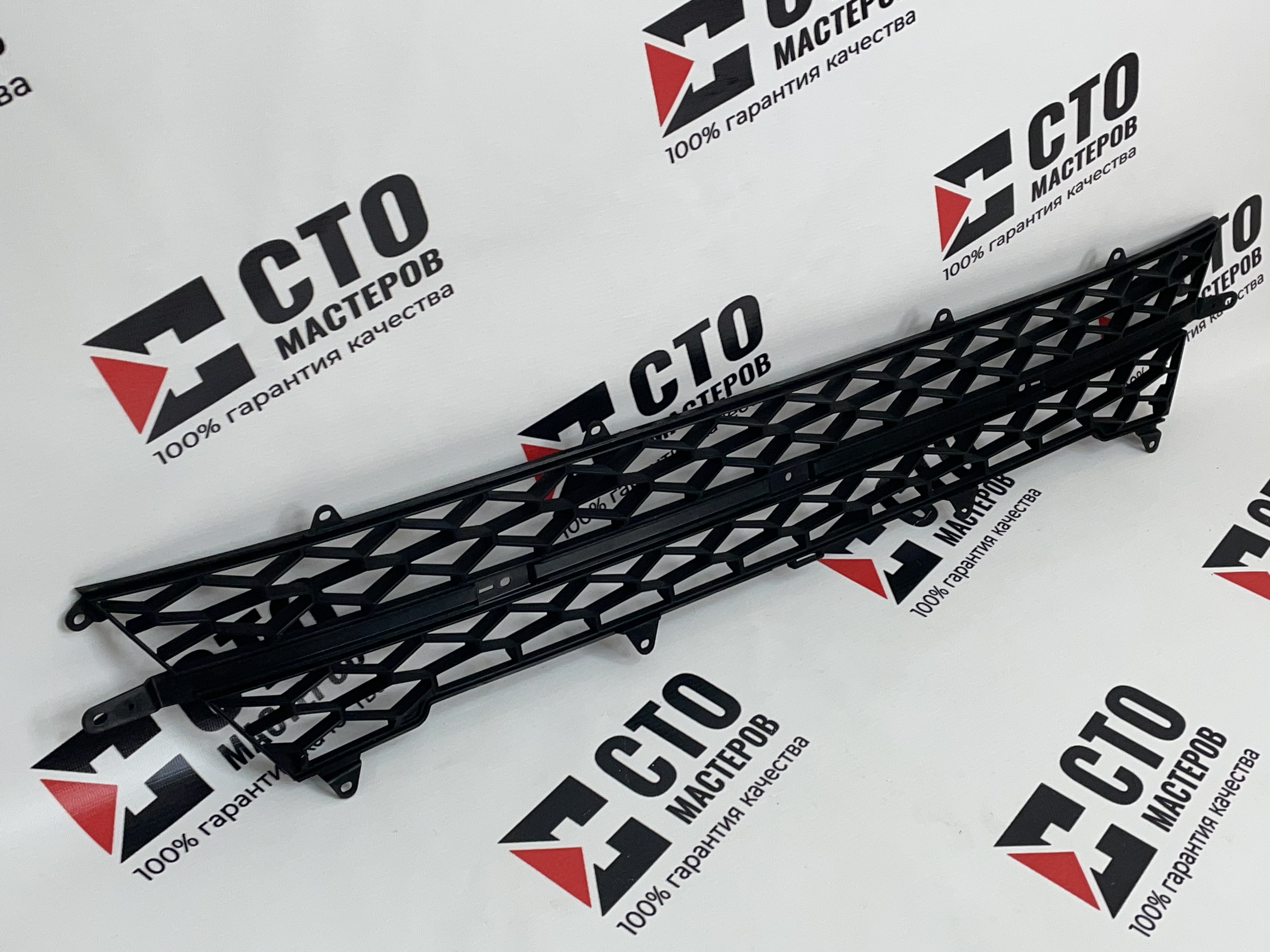 VESTA / РЕШЕТКА БАМПЕРА (НИЖНЯЯ)