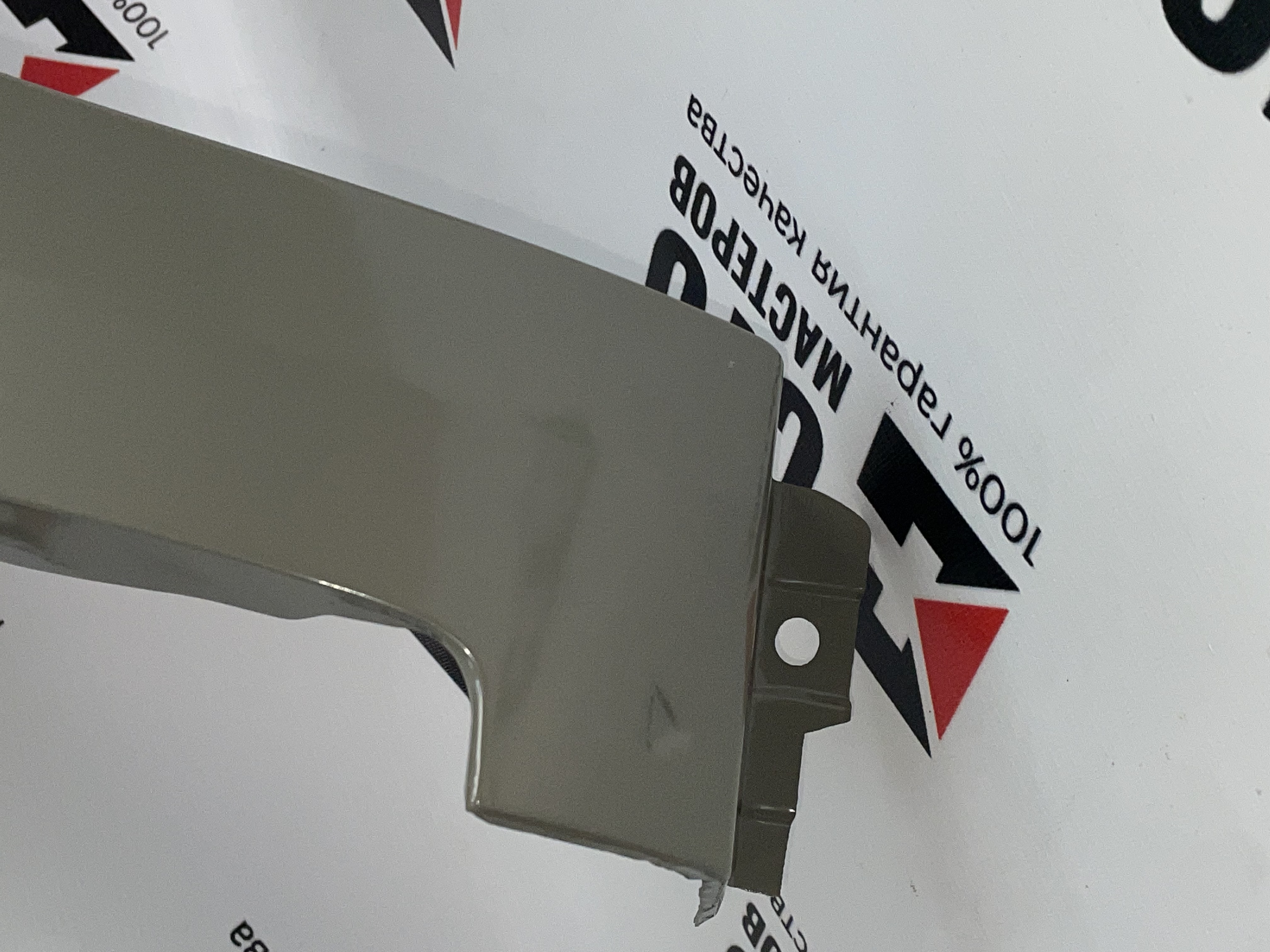 VESTA / КРЫЛО ПЕРЕДНЕЕ ПРАВОЕ