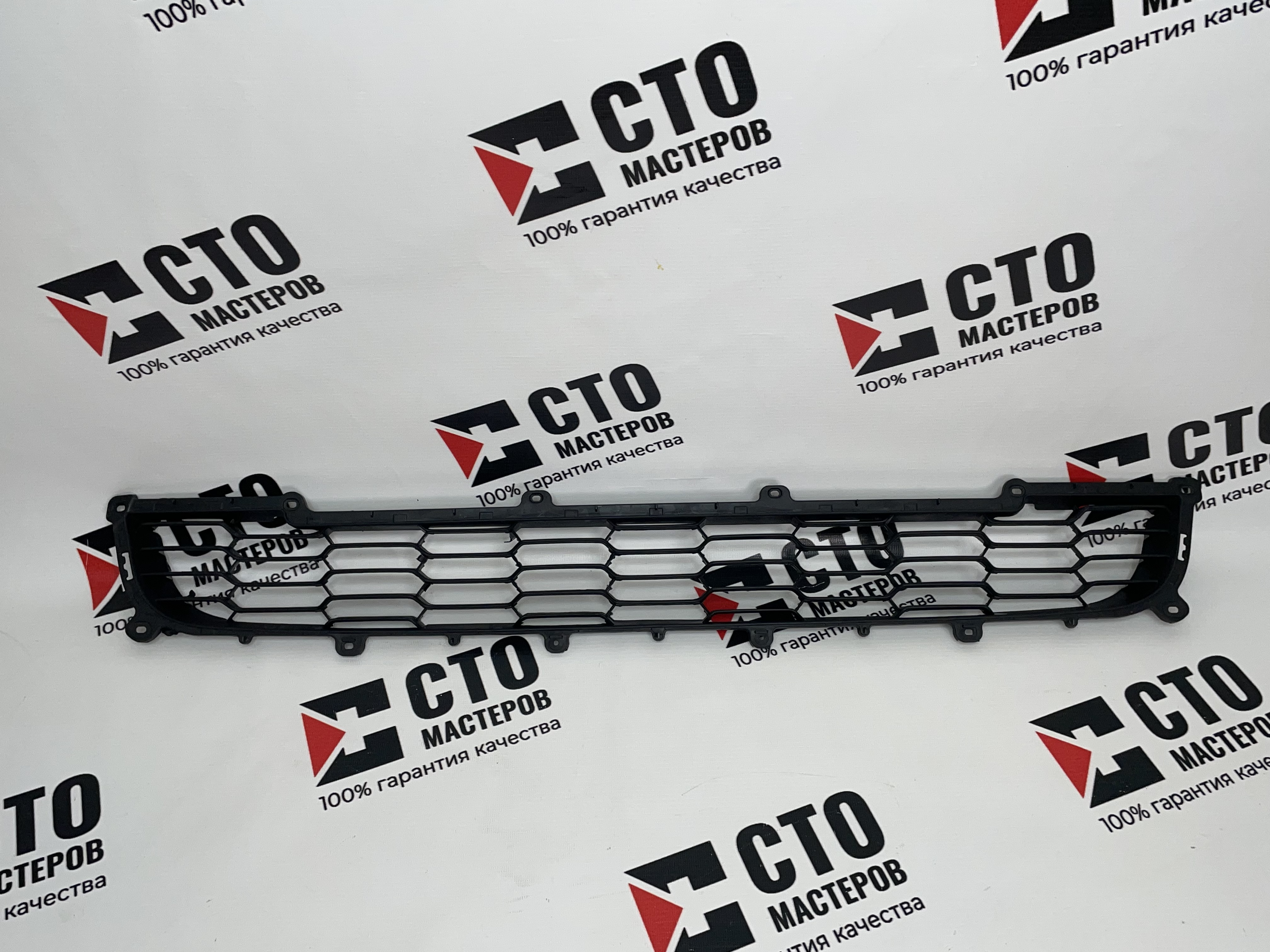 РЕШЕТКА бампера (НИЖНЯЯ СОТЫ) 21704