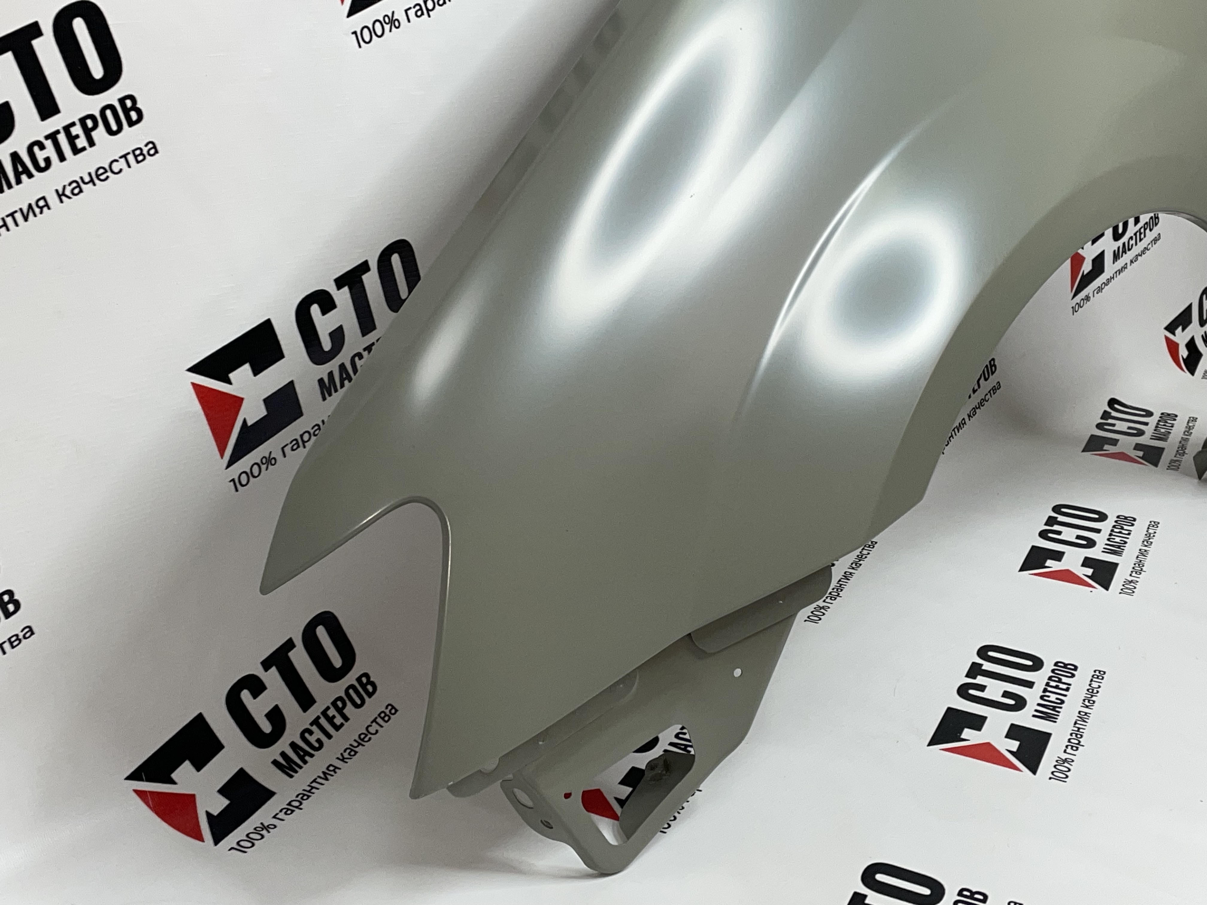 КРЫЛО ПЕРЕДНЕЕ ЛЕВОЕ