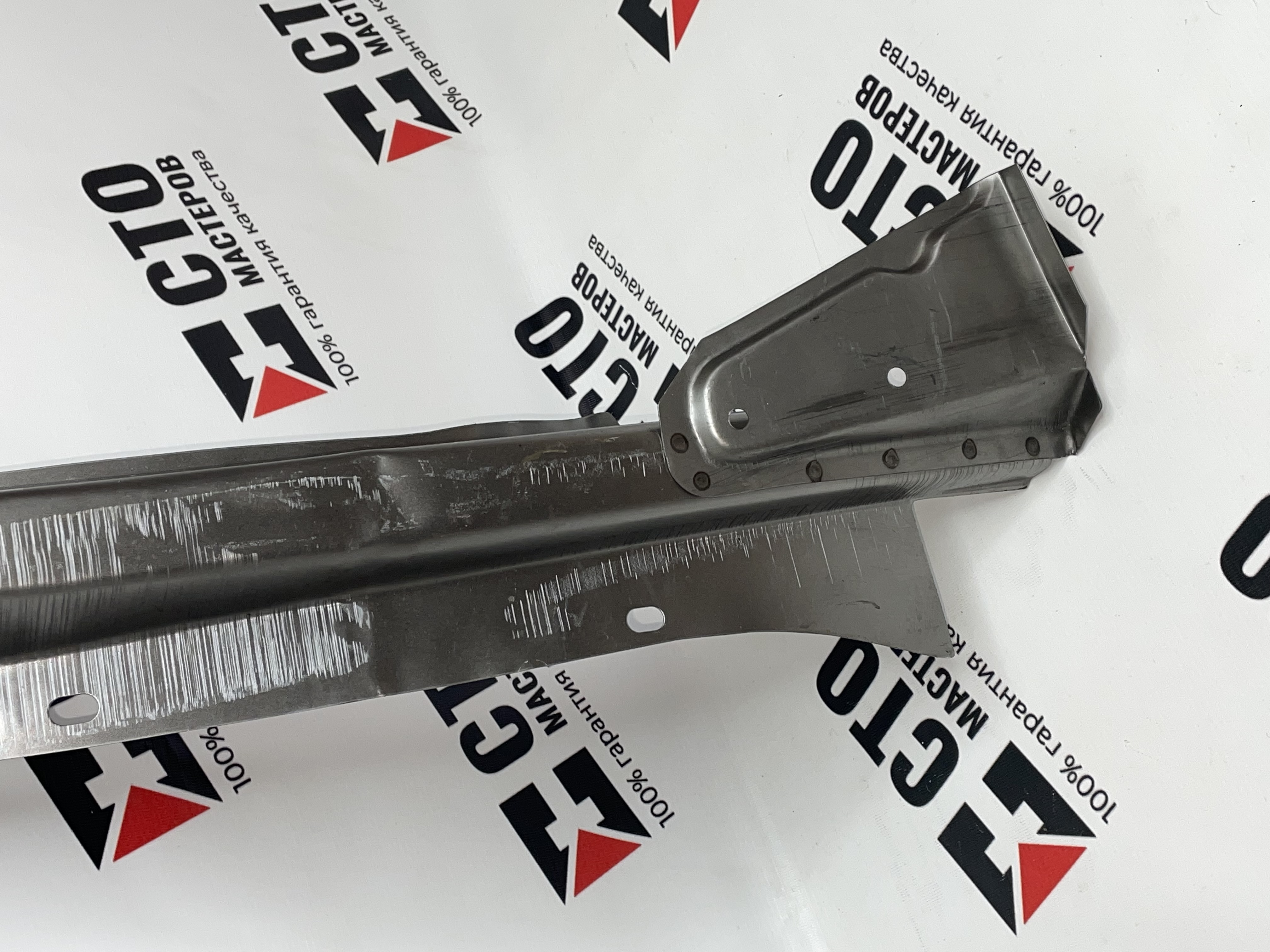 Усил брызговика верх Левый (стрела) 2170-приора