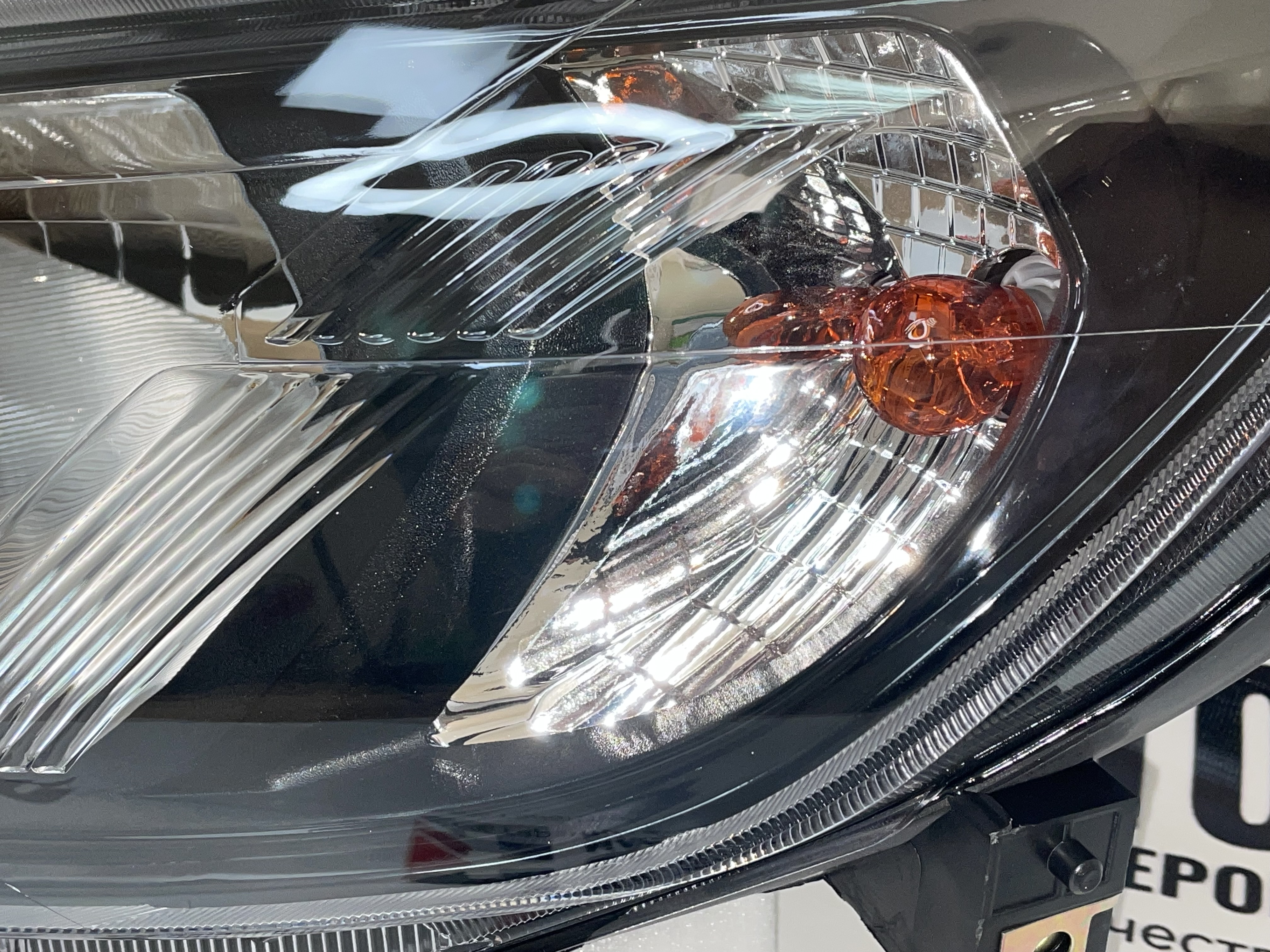 GRANTA FL / БЛОК ФАРА ЛЕВАЯ