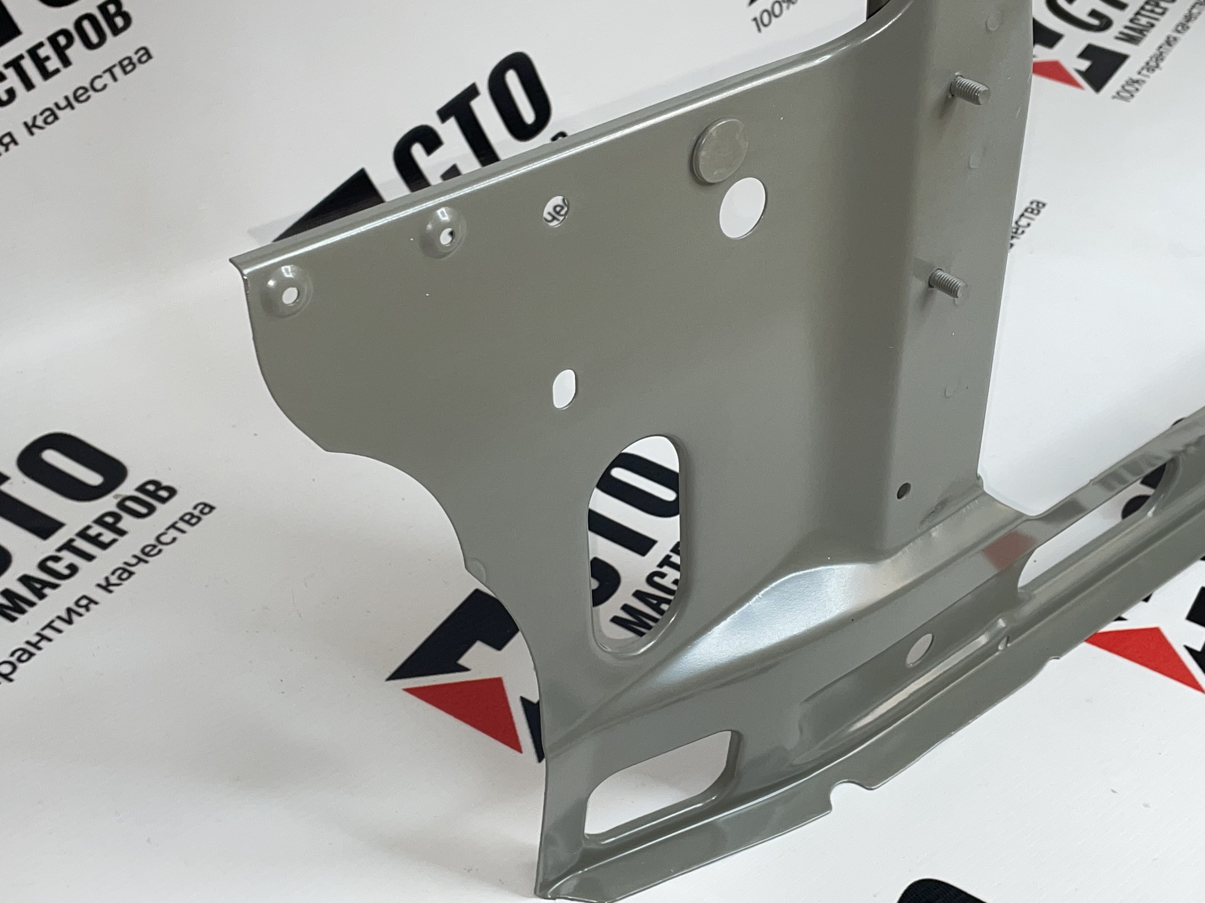 GRANTA FL / РАМКА РАДИАТОРА в сборе